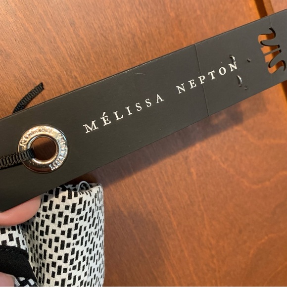 SALE!! Back zip Alix dress Montreal designer NWT.     7 - Picture 14 of 17